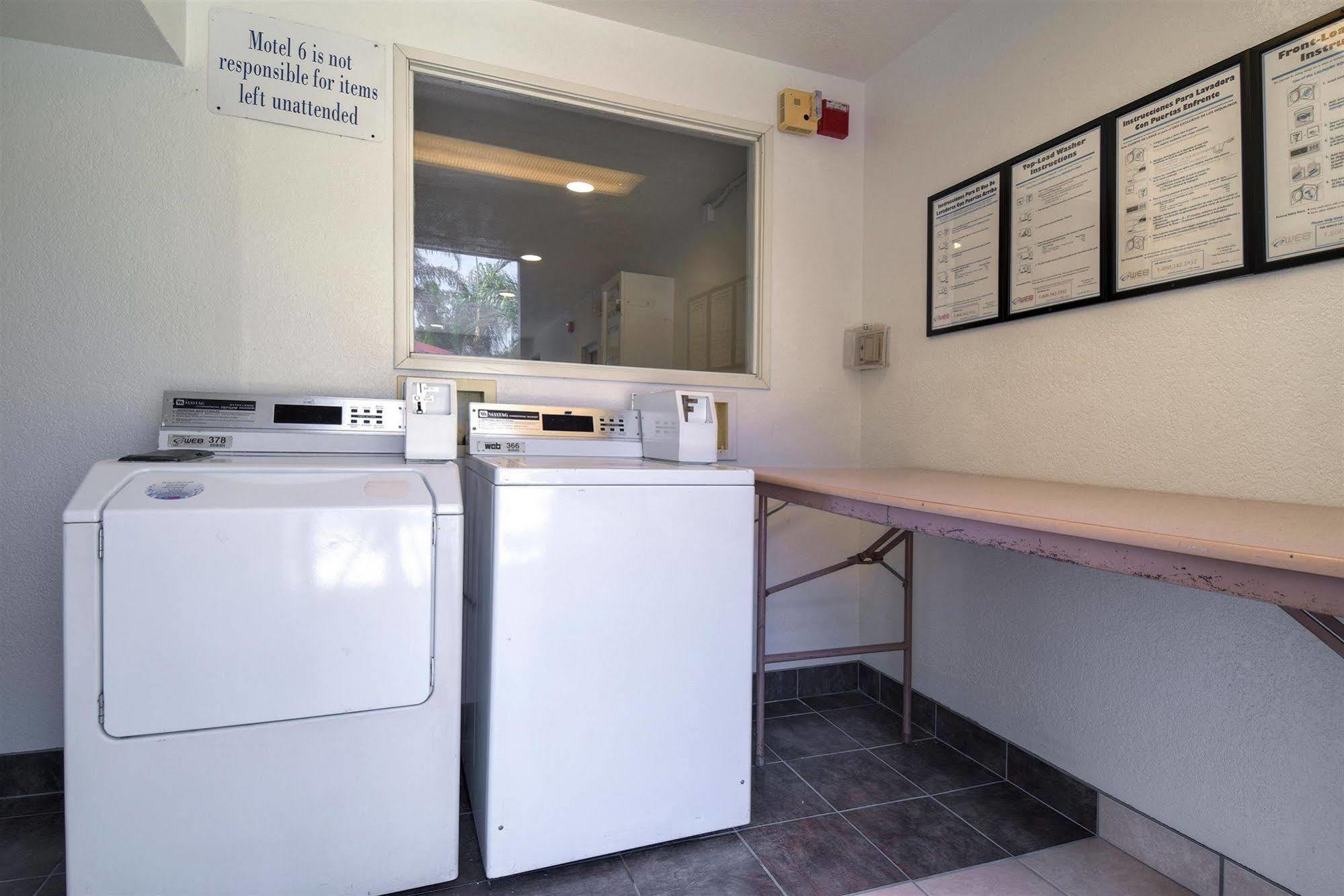 Motel 6-Jurupa Valley, Ca - Riverside West Extérieur photo