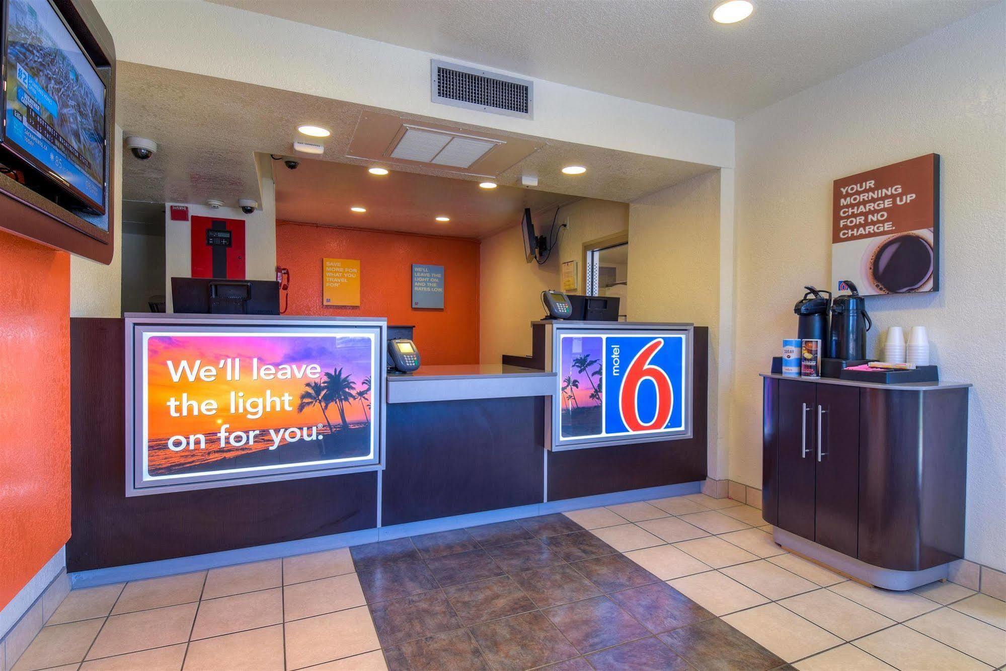 Motel 6-Jurupa Valley, Ca - Riverside West Extérieur photo
